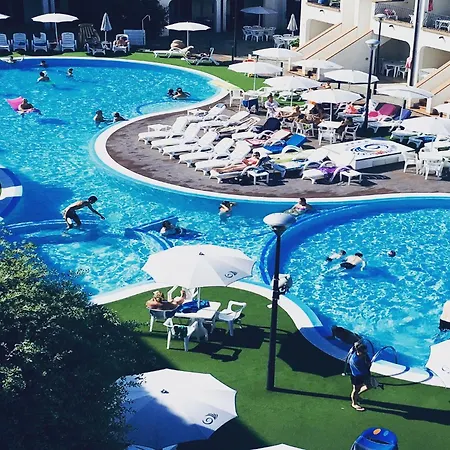 In Near Adriatic Sea 리도 디 스피나